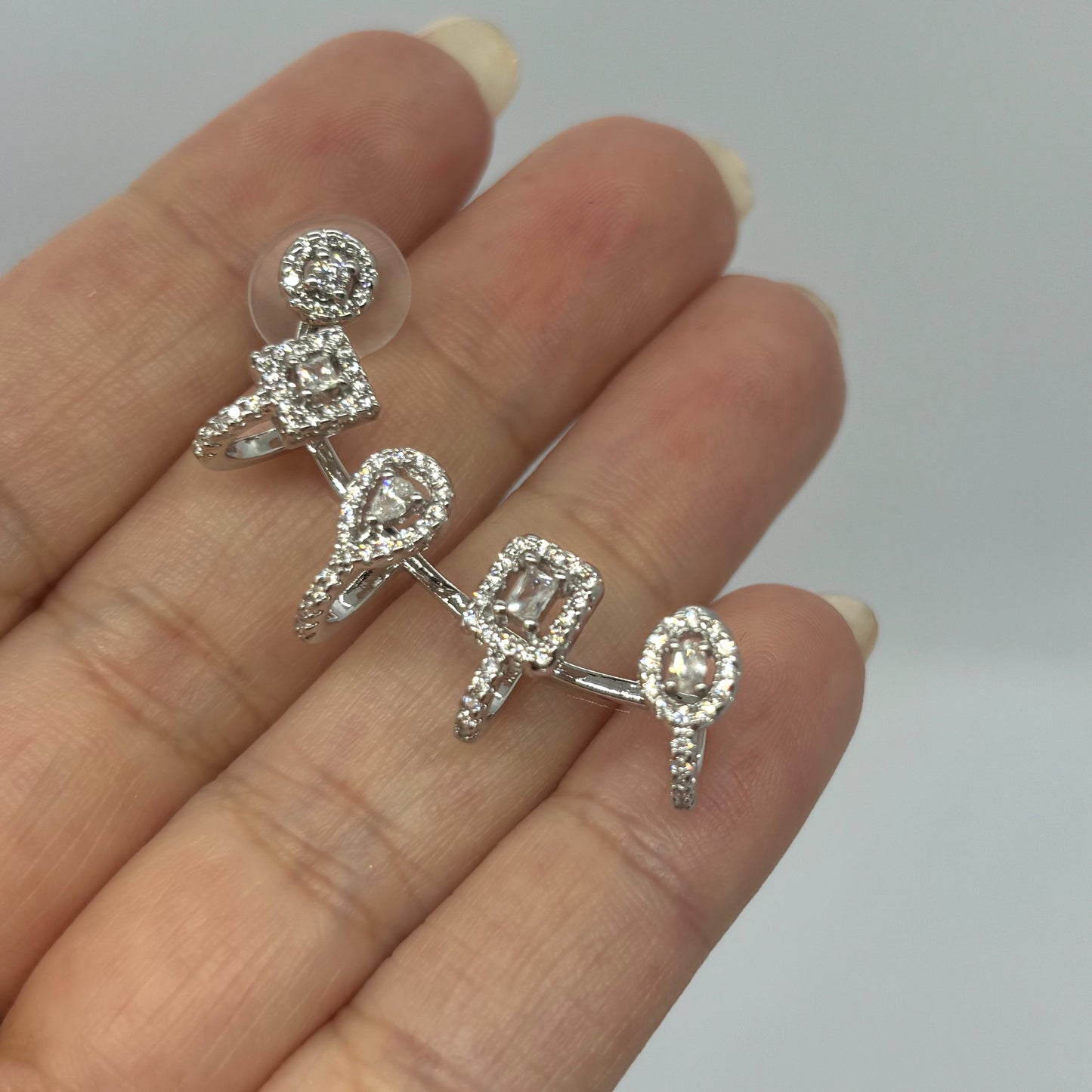 Verea (silver)kıkırdak küpe