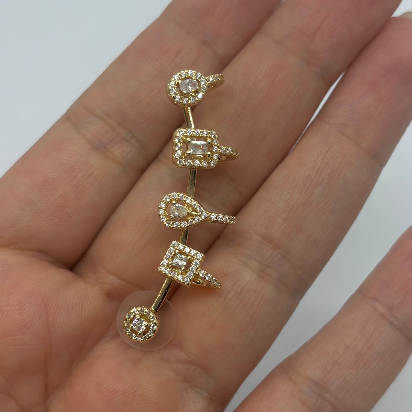 Verea (gold) kıkırdak küpe